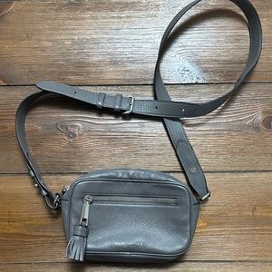 Marc Jacob’s Gray Zoom Crossbody Leather Bag with Silver Accents
